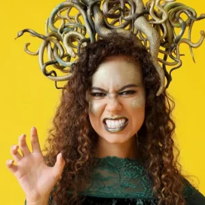 Long-Lasting Lip Liner